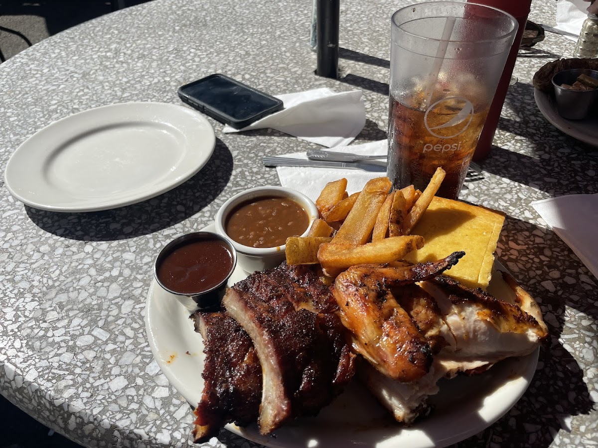 The Rib Joint Roadhouse-6